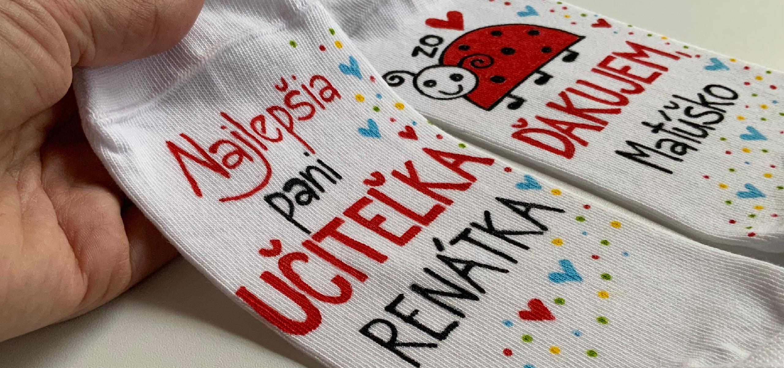 https://www.mon-art.sk/product/malovane-ponozky-pre-naj-pani-ucitelku-lienok