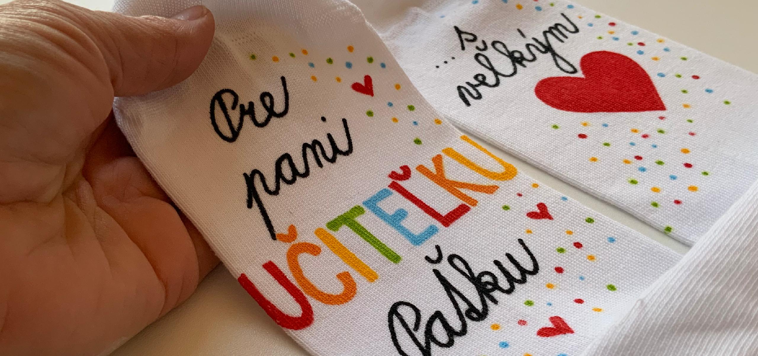 https://www.mon-art.sk/product/malovane-ponozky-pre-pani-ucitelku-6