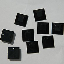 Korálky - Našívacie kamienky  štvorcové 12 mm  (čierne povrch plochý) - 6923261_