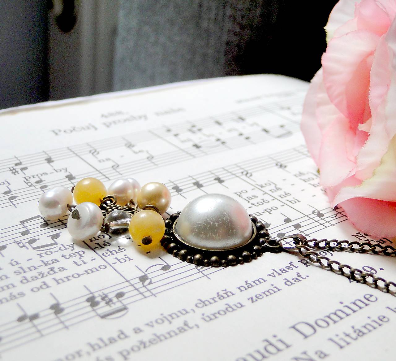 Yellow Topaz & Pearls / Vintage náhrdelník s topásom a riečnymi perlami