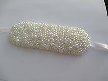 Náramky - šitý náramok z bielych perličiek - 6972348_