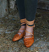 Ponožky, pančuchy, obuv - Krpce zošité na kraji, podlepené - 6994614_