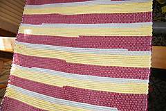 Úžitkový textil - Tkaný koberec bordovo-žlto-béžový - 6997684_