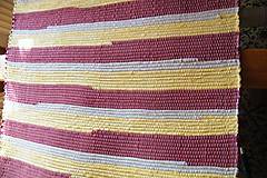 Úžitkový textil - Tkaný koberec bordovo-žlto-béžový - 6997687_