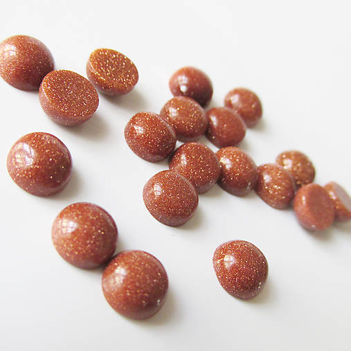 Minerály - Kabošon / 6mm (Slnečný kameň červený synt.) - 7028686_