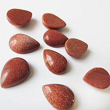 Minerály - Kabošon slza 10x14mm (Slnečný kameň červený (synt.)) - 7028396_