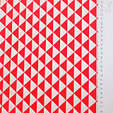 Textil - červené trojuholníky, 100 % bavlna, šírka 160 cm, cena za 0,5 m - 7035049_
