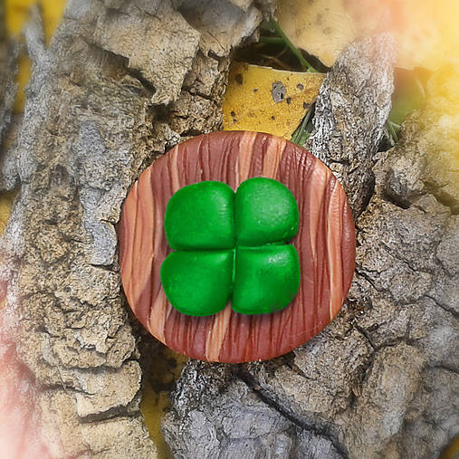 Brošne - FIMO drevené brošne - prírodné motívy (štvorlístok NA ZÁKAZKU) - 7110443_