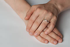 Prstene - Zásnubný prsteň / obrúčka obdĺžniková - drážková s rovinou - 7117450_