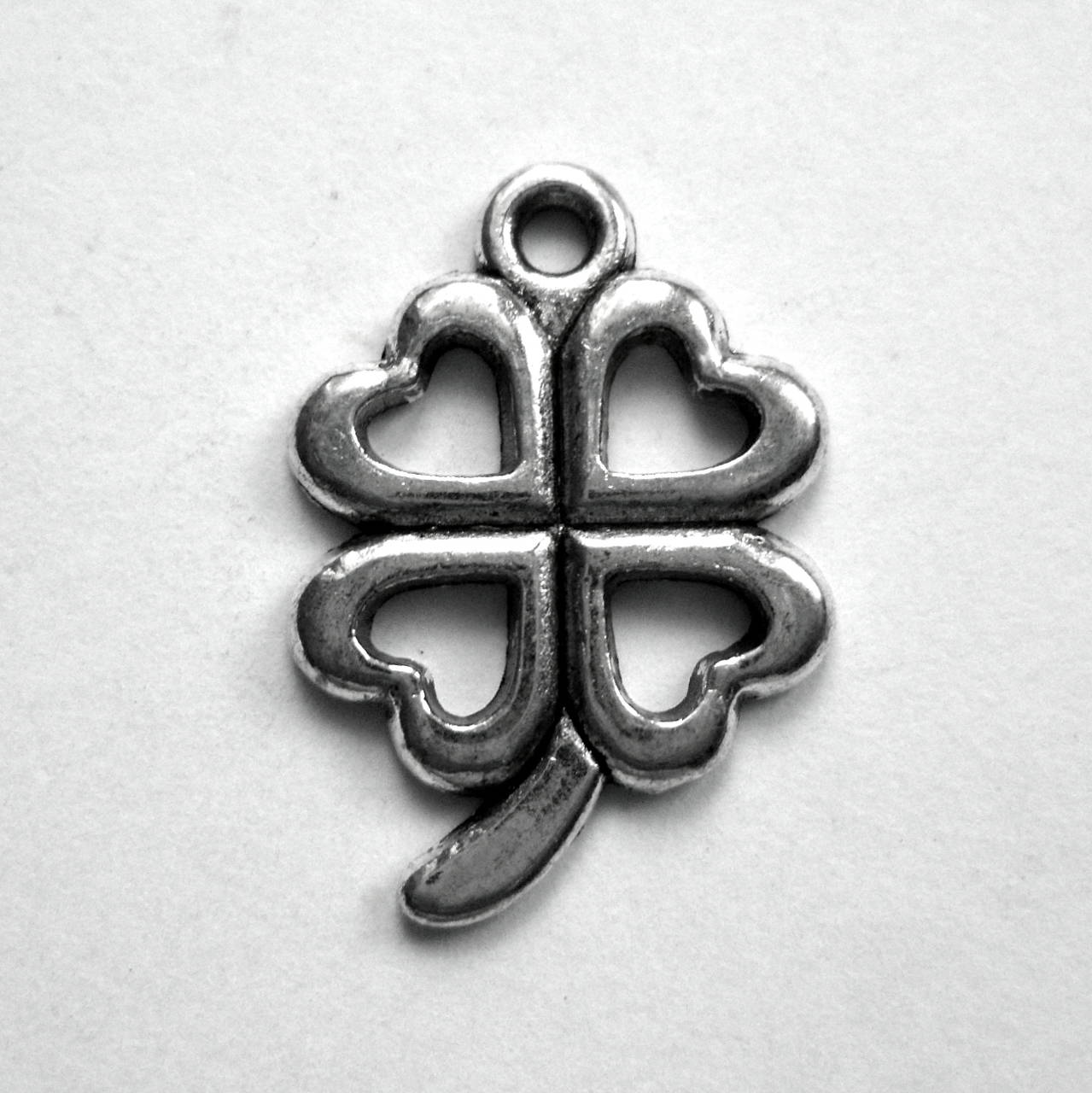 Štvorlístok 15x21mm-1ks (platina)