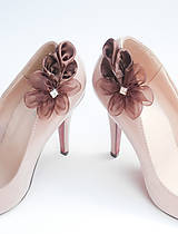 Ponožky, pančuchy, obuv - Elegantné "vuittonky" - klipy na topánky hnedé so štrasovým kamienkom - 7206999_