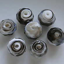 Korálky - Brúsená rondelka melír 10x7,5mm-1ks (šedá) - 7220752_