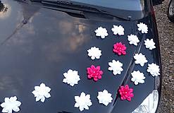 Dekorácie - kvety na svadobné auto - 7261343_