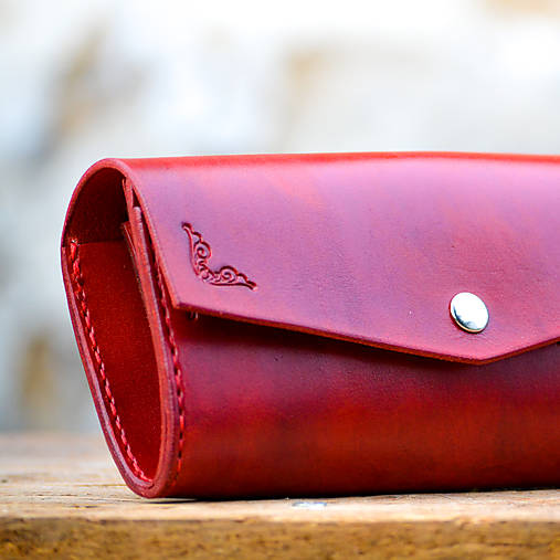 Vintage peňaženka červená
