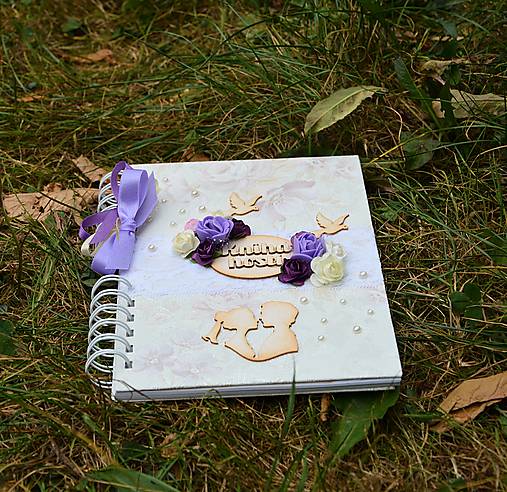 Papiernictvo - Svadobná kniha hostí - Love is miracle - fialová - 7268362_