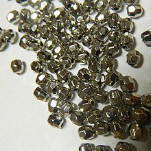Korálky - Plastové korálky diamant strieborné 4mmx3mm pokovované - 7274089_