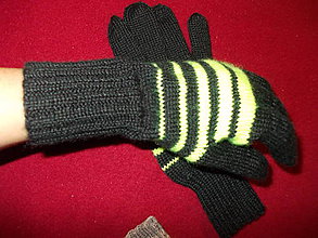 Rukavice - Pánske ručne pletené prstové rukavice- veľkosť S, L - 7292679_