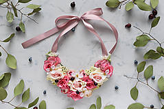 Náhrdelníky - Kvetinový náhrdelník - 7369992_