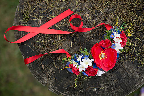 Kvetinový náhrdelník "slovanská epopej"