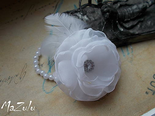 Náramky - svadobný náramok pre družičku - 7408035_