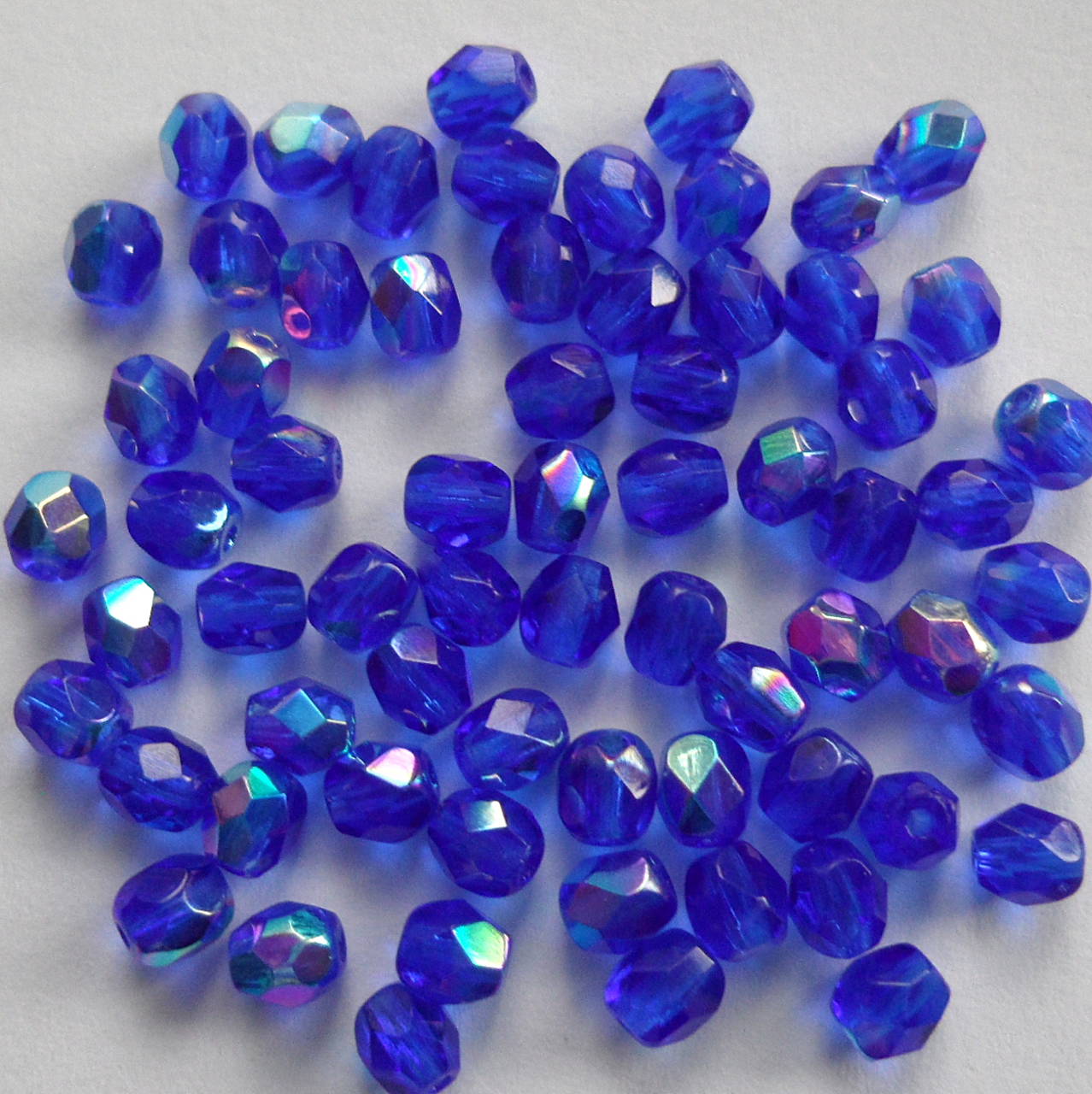 Sklenené brúsené korálky 4mm-AB-1ks (21-modrá AB)