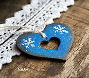 Dekorácie - Vianočná ozdoba SRDIEČKO modré, vločky - 7423442_