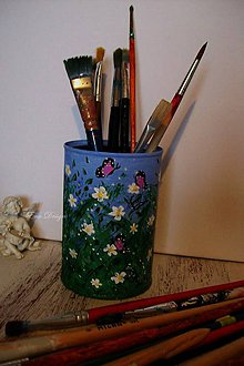 Dekorácie - stojan na ceruzy,perá,pastelky... na letnej lúke biele kvety a motýle - 7432568_