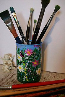 Dekorácie - stojan na ceruzy,perá,pastelky...biele a ružové kvety a motýle - 7432656_