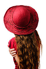 Čiapky, čelenky, klobúky - Červený vlnený klobúk, ručne plstený z merino vlny, široká strieška - 7432042_