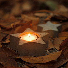 Svietidlá a sviečky - Svietnik na čajovú sviečku v tvare hviezdy - 7431865_
