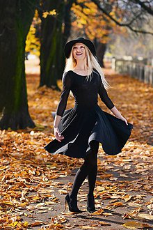 Sukne - Kruhová tylová sukňa s krajkou čierna SKLADOM - 7436075_