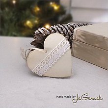 Dekorácie - Vianočná ozdoba - srdce s čipkou 6,5 x 6,5 cm, 1 ks (1052) - 7464122_