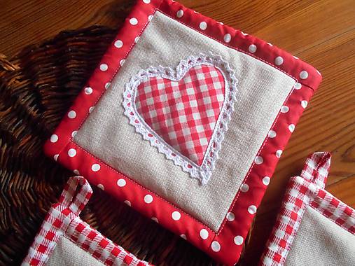 Úžitkový textil - Srdiečkové chňapky - 7463046_