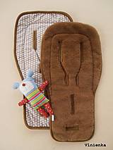 Ovčie rúno podložka do športového kočíka 100% merino LUX CAMEL Hviezdička béžová