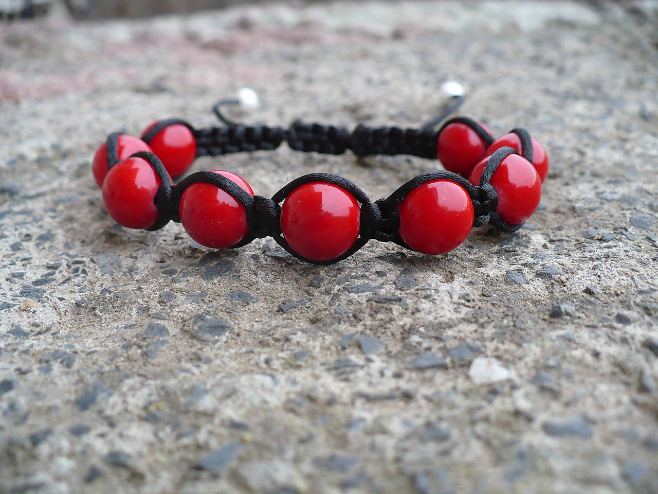 shamballa náramok s červeným Jadeitom