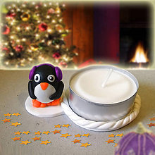 Svietidlá a sviečky - Svietnik tučniak na zákazku (s klapkami na uši) - 7570504_