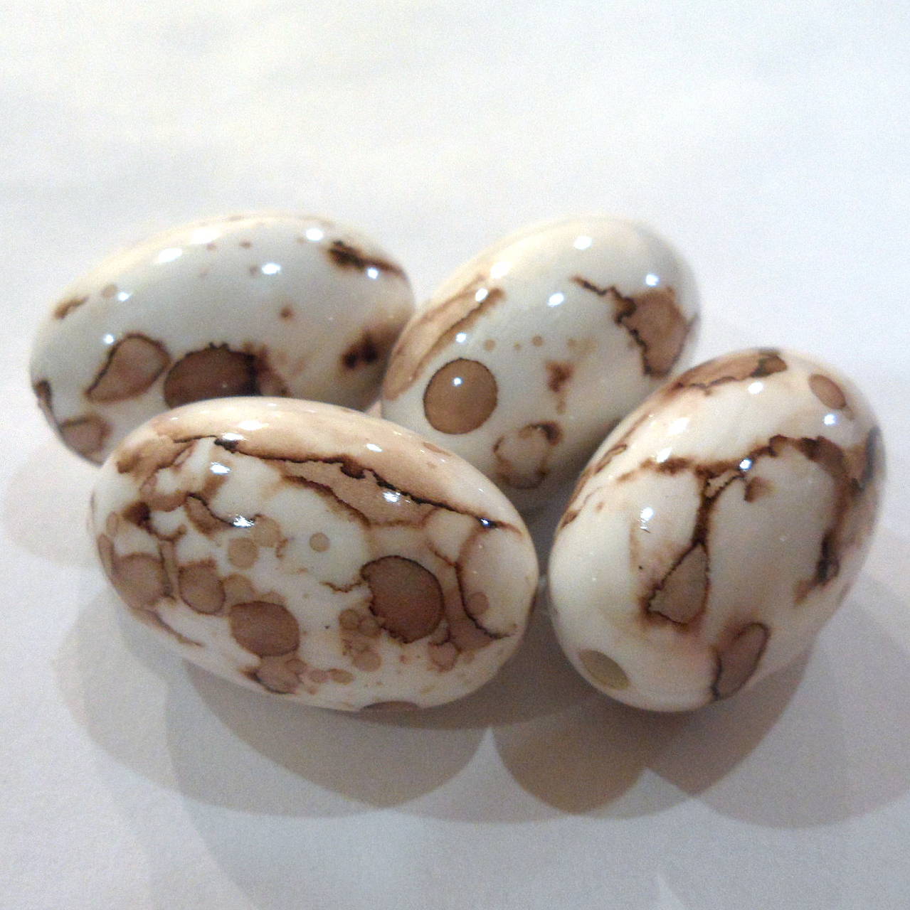 Oliva plast MRAMOR 16x25mm-1ks