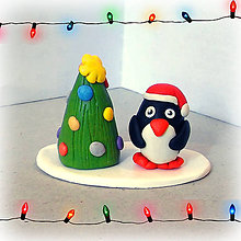Sochy - Farebný vianočný stromček a (tučniak) - 7611910_