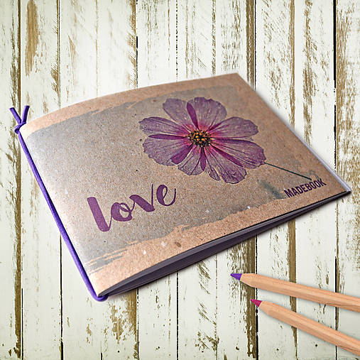 Papiernictvo - MADEBOOK blok s gumičkou A6 - love - 7634618_