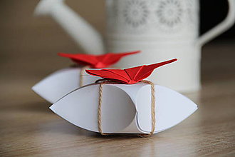 Darčeky pre svadobčanov - darčeková krabička "motýlie krídla 4" - 7637939_