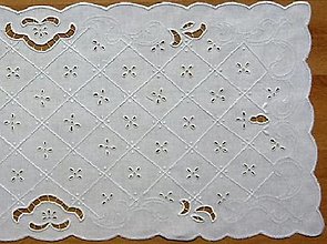 Úžitkový textil - Richelieu, biela, 71 x 31 cm - 7643605_