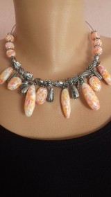 Náhrdelníky - Ružový náhrdelník / imitácia kameňa - 7656280_