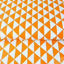 Textil - 100 % bavlna oranžové trojuholníky, šírka 160 cm, cena za 0,5 m - 7676732_