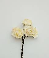 Papier - papierové kvety smotanové 1,5 cm - 7679746_