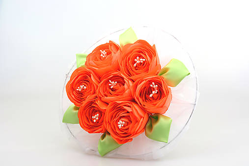 Saténová kytica svadobná oranžovo-zelená ruže VÝPREDAJ!