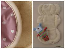 Detský textil - Podložka do autosedačky 0-13kg MERINO BODKA ružová - 7698205_