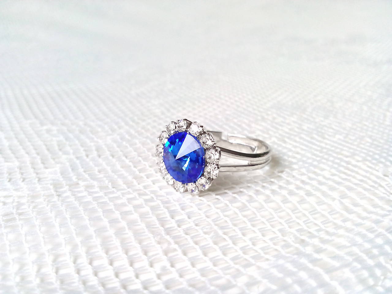 Sapphire ring (Swarovski crystal/Rhodium ring)
