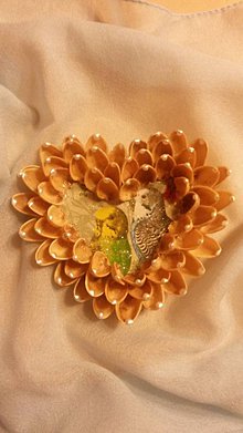 Dekorácie - Pistáciové srdiečko s papagájmi - 7783216_