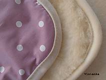 Detský textil - Ovčie rúno Univerzálna podložka do kočíka 100% MERINO Top Super wash Natural BODKA fialová - 7792553_
