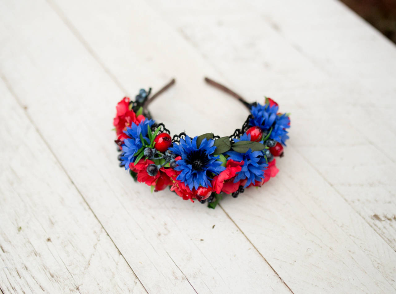 Folk čelenka "v kraji nevädzí a makov"